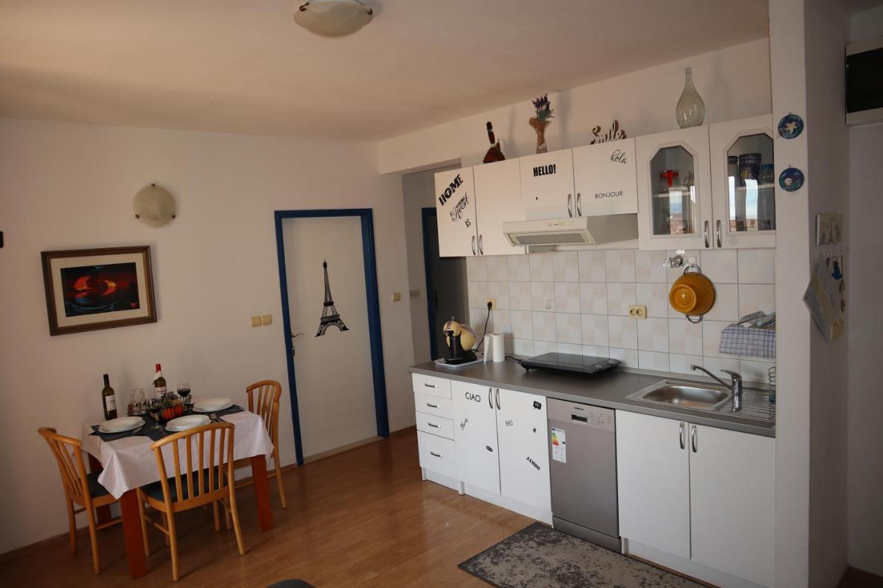 Mila Apartment Makarska
